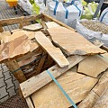Brazil Yellow flagstones 2,5-4 cm. ~