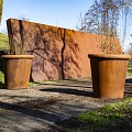 Ronde CorTen bloembak met omgevouwen rand 2 mm. (ØxH) 100x95 cm. ~