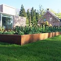 CorTen kantopsluiting met gezette rand 30/30x10 cm. (2 mm.) buitenhoek ~