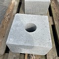 Poer grijs met gat of zonder gat, vierkant gat 4x4cm of rond gat 9cm - 30x30x20 cm. ~