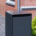 Staande brievenbus Flyn aluminium 115x35x35 cm. ~