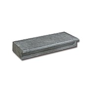 Spotted Bluestone traptrede gezoet met neus hoekstuk uitw. 50/35x15 cm. ~