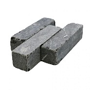 Vietnamese hardsteen getrommeld 15x15x2 cm. ~
