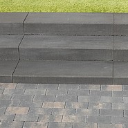 Traptrede 100x35x15 Indus black kleurecht facet ~