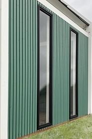 Aluminium raam zwart gecoat aluminium raamwerk 50x224 cm. ~