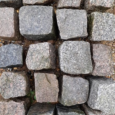 Kinderkop Gebr. Zweeds Gran. ca. 8 x 8 ± 145KG OP=OP ~