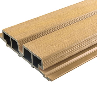 WPC WEO60 Gardenwall Cedar 3,3x17x290 cm. E Klasse (wb 14 cm.) ~