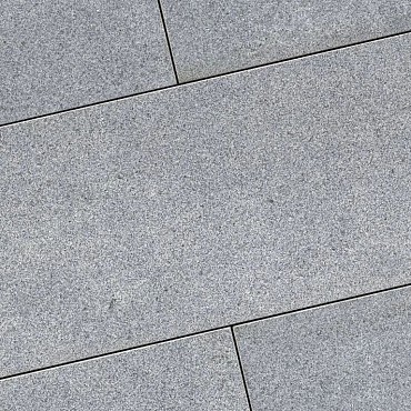 Donker grijs graniet G654 gevlamd 100x100x3 cm. ~