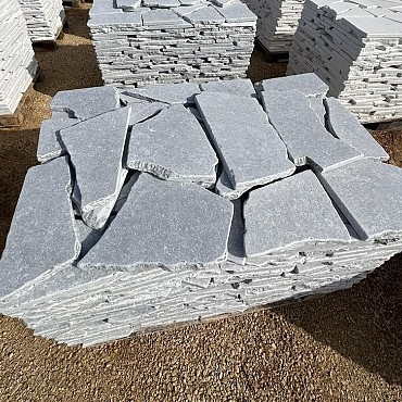 Plavi antico Blauwgrijs flagstones 2-3 cm. ~