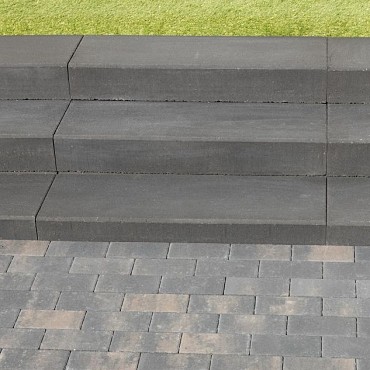 Traptrede 100x35x15 Indus black kleurecht facet ~