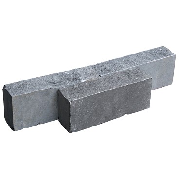 Belgisch Hardsteen brickeno 20x5x8 cm. gekapt ~