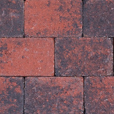 Kobbelstones getrommeld rood-zwart 21x14x7 cm. ~