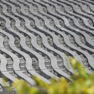 Aviena Wave Waterpasserende Tegel 60x41,7x15 cm. Carbon Intense (enkel op bestelling 200 m²) ~