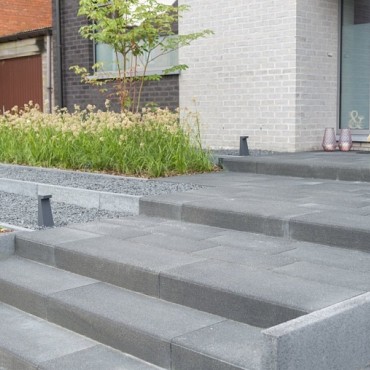 Metal Extra Matt Black Traptrede 50x40x15 cm. ZF (uitlopend 2026) ~