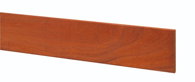 Hardhout angelim vermelho fijnbezaagde plank 2x10x600 cm. ~