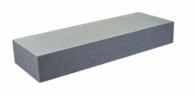 Donker grijs graniet G654 traptrede gevlamd 100x35x15 cm. ~
