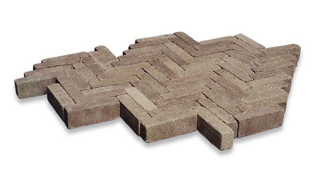 Dikformaat getrommeld geel-bruin 20x6,5x6,5 cm. ~