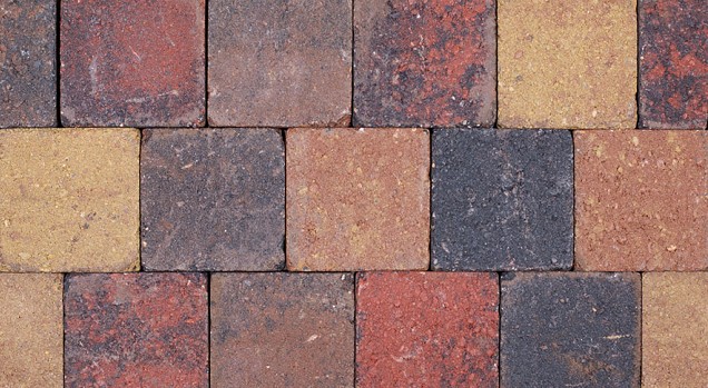 Kobbelstones getrommeld bont 14x14x7 cm. ~