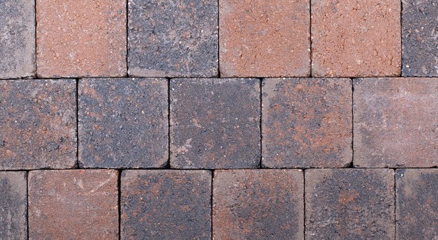 Kobbelstones getrommeld bruin-zwart 10,5x10,5x7 cm. ~