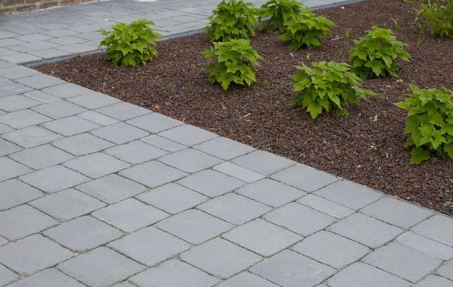 Light Tumbled Rock Blue 20x20x6 cm. ~