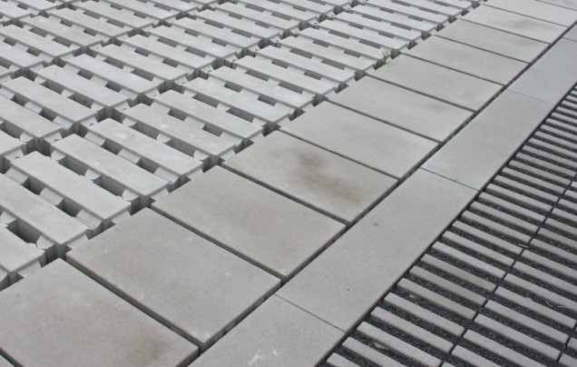 Betontegel Stepstone Big 58x39x12 cm. 2/2 Grijs ~