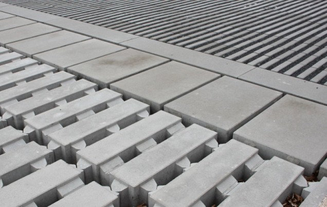 Betontegel Stepstone Big 58x39x12 cm. 2/2 Grijs ~