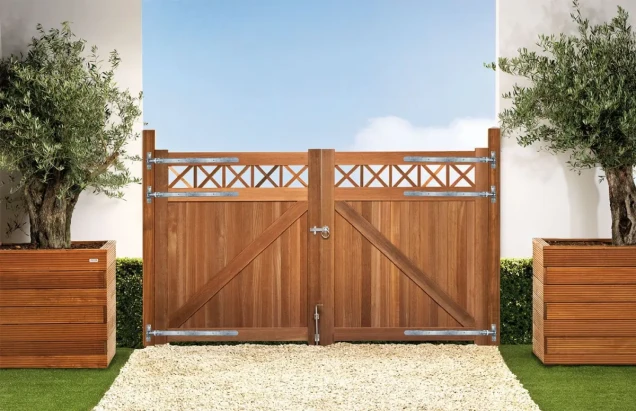 Hardhout steunpiket "Belmonte" (dubbel) 70x95mm (tbv tuinpoort) bc ~