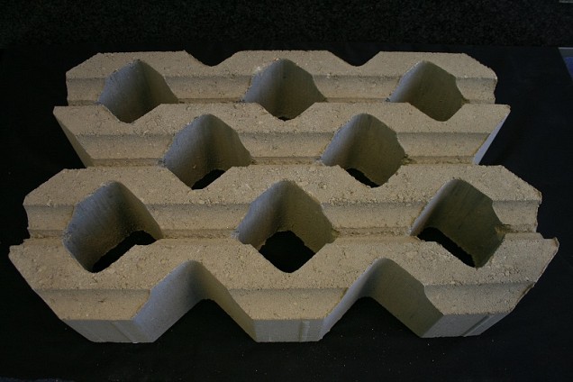 Grasbetontegel 60x40x10 cm. (4,17 stuks/m²) ribbel ~