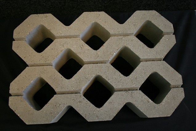 Grasbetontegel 60x40x12 cm. (4,17 stuks/m²) vlak ~