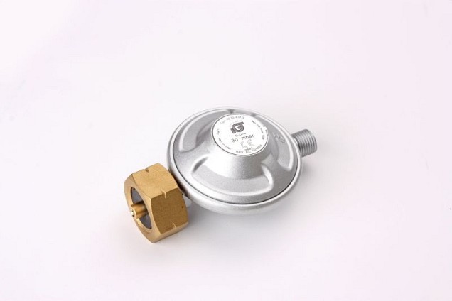 Gasdrukregelaar 30 mBar UNI x 1/4 LINKS~