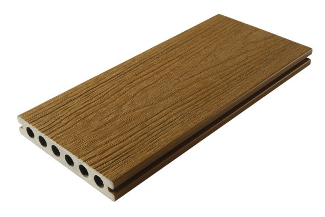 WPC 22,5x138 mm. L=500 cm. Fiberdeck Premium RHK Teak ~