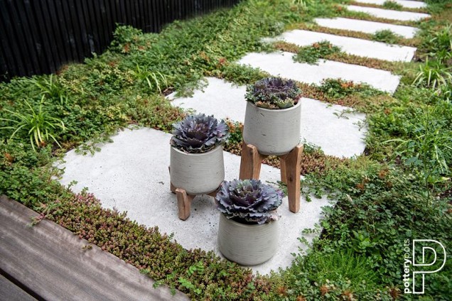 Pottery Pots plantenbak Patt M (Feet High) Grey Washed (øxh) 23x35 cm. ~