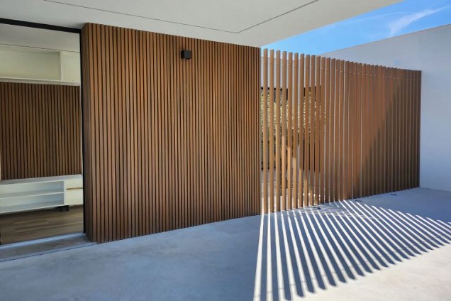 WEO Brise soleil Teak E-klasse 42x60 mm. L390 cm. ~