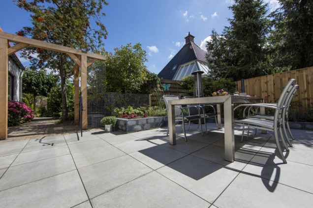 Keramische tegel Geoceramica® Roccia Grey 60x60x4 cm. ~