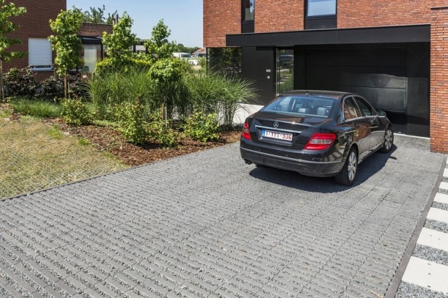 Grasslines Small Grastegel 25x25x10 Carbon Intense ~