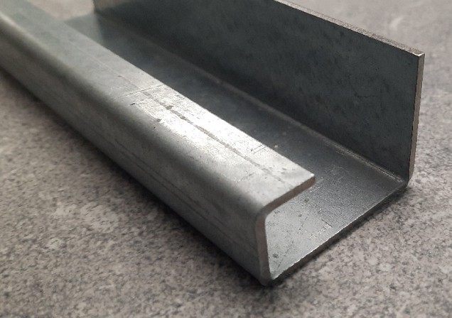 Poortaanslag G-model 1900 mm GEGALVANISEERD 60 mm  OP=OP ~