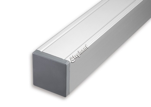 Aluminium paal met kap 68x68x2720mm met houten kern 2700mm bc ~