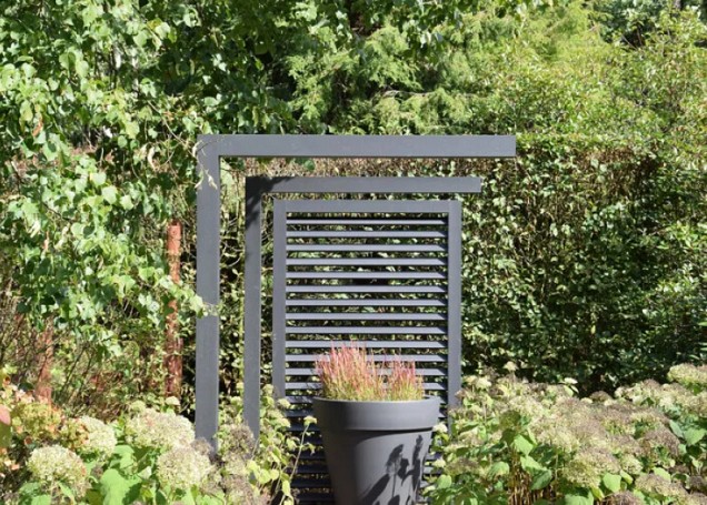 Luxxout aluminium pergola, breedte 0-100 cm. Uitval 0-100 cm. Profiel 100x100x2 mm. Kleur: antraciet ~