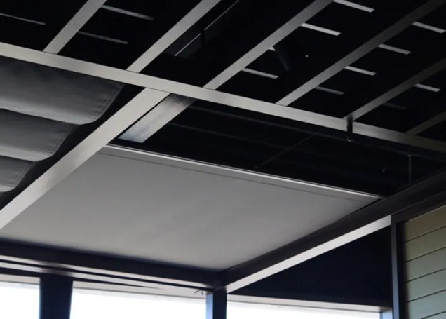 Umbra zonwering, breedte 251-300 cm. Uitval 351-400 cm. Doek: Tibelly, kleur xxxxx ~