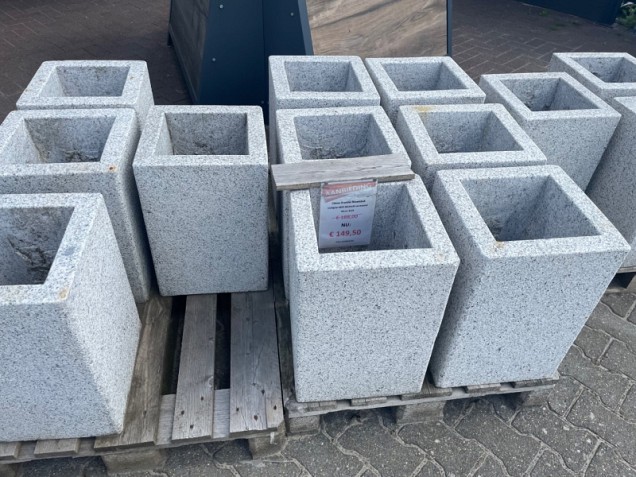 China Granite Bloembak Lichtgrijs G603  50x35x35 massief Aktie OP=OP