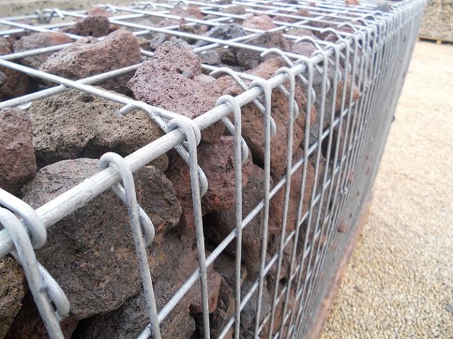 Ongevulde steenkorf 200x50x50 cm. ~