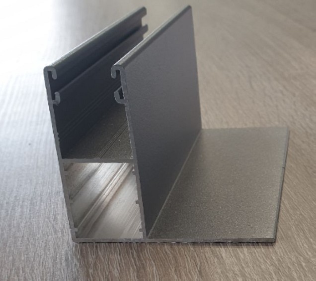 Verasol Aluminium L-HTF profiel L7000 mm, kleur: Wit RAL9010/Antraciet/Brons str