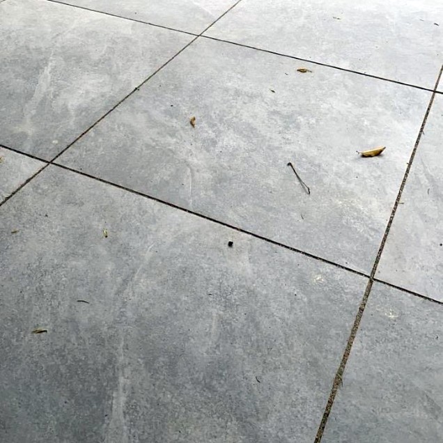 Keramische tegel Geoceramica® Starter Slate Grey 90x90x4 cm. ~