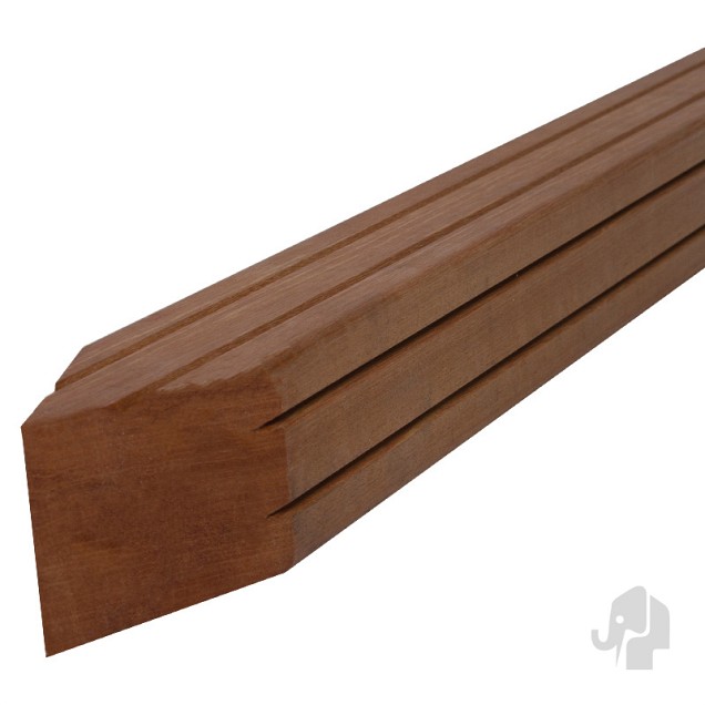 Bangkirai paal geschaafd gepunt 90x90x2750mm V-groef ~