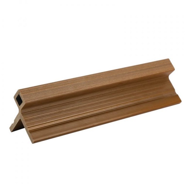 NTW hoekprofiel Castellation UH51 Red Cedar tbv wand 7x8x300 cm. ~