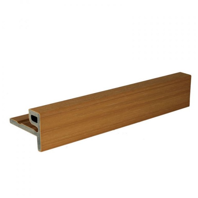 NTW eindprofiel Castellation Red Cedar tbv wand 7x5x300 cm. ~