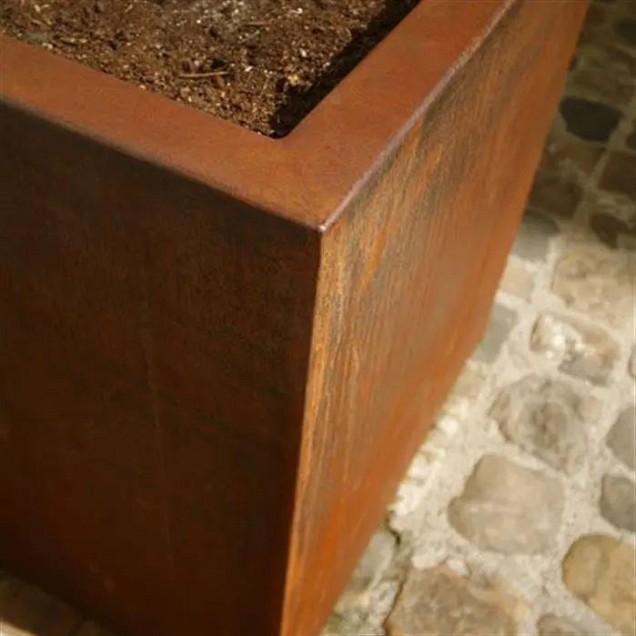 CorTen bloembak met wielen (LxBxH) 120x120x60 cm. (2 mm.) ~