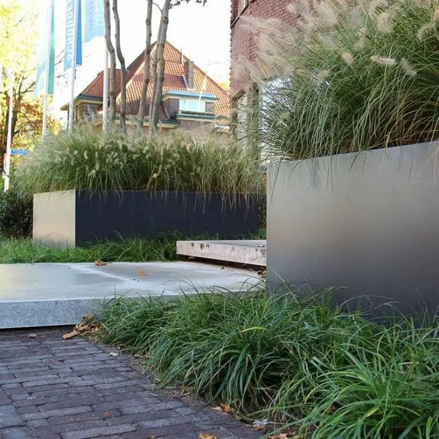 Aluminium bloembak zonder bodem (LxBxH) 200x200x60 cm. (3 mm.) ~