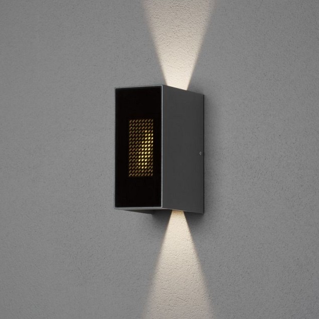 PowerLED App controlled Smartlight Floodlight camera 230V/10W/5000K 13.7x13cm met instelbare stralingshoek en bewegingsmelder ~