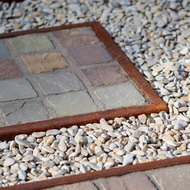Corten overzetprofiel gelijkzijdig 230x5x15,4 cm. (2 mm.) ~